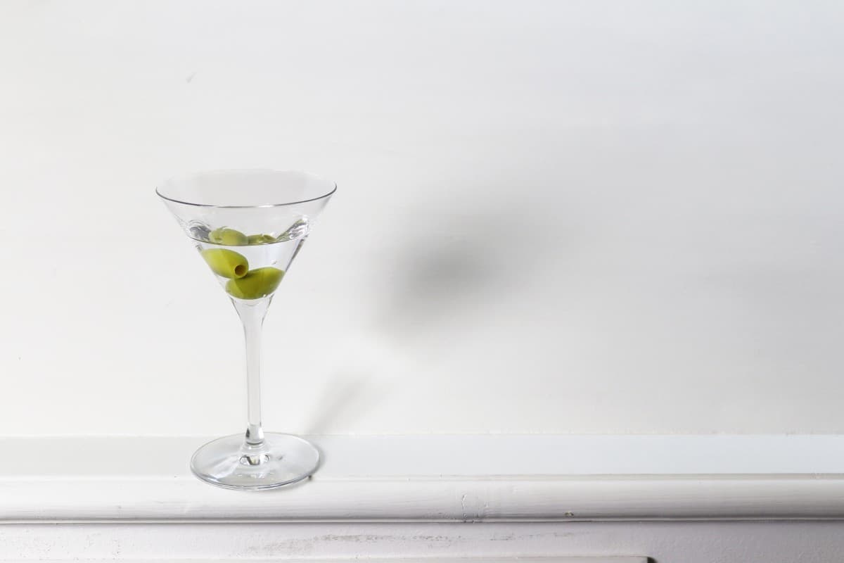 Bild på Shaken Dirty Martini